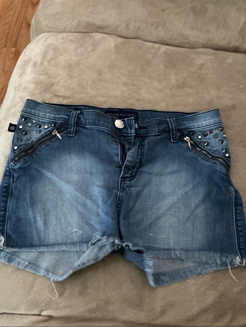 Rock & Republic Distressed Dark Blue Studded Denim Shorts